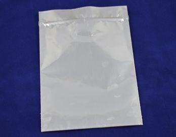 Papier aluminium simple d'emballage de poche de tirette scellé par poignée avec la fenêtre claire