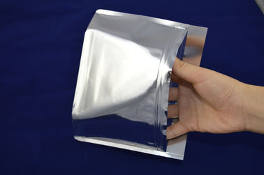 L'emballage de poche de tirette d'espace libre d'aluminium d'Alu se lèvent pour des articles de toilette