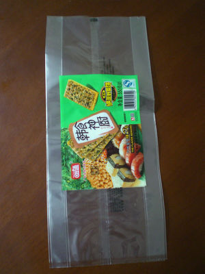 La nourriture de cellophane met en sac l'emballage